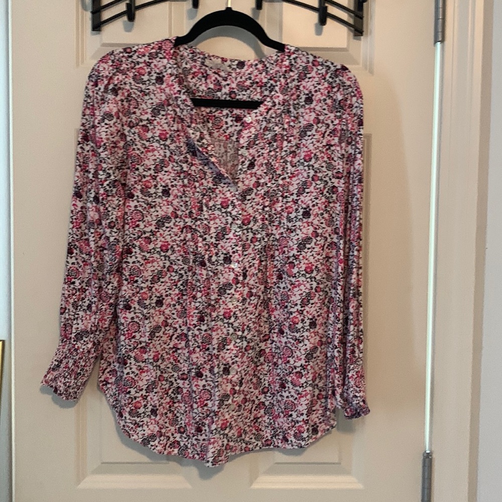 Jane and Delancey floral top